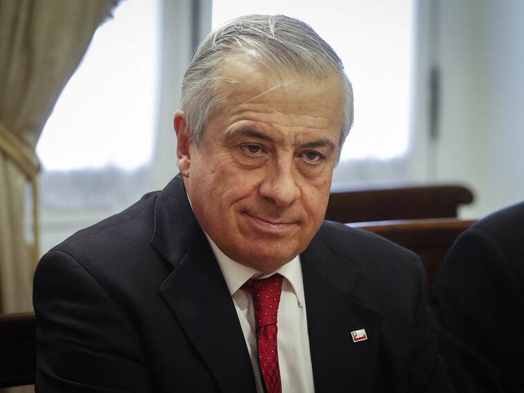 El ministro de Salud, Jaime Mañalich