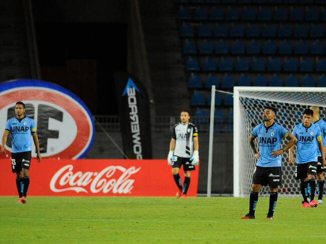 15 de Febrero de 2020/IQUIQUEdurante el partido valido por la cuarta fecha del Campeonato Nacional AFP PlanVital 2020, entre Deportes Iquique y Antofagasta, disputado en el Estadio Tierra de Campeones de Iquique.
FOTO: CRISTIAN VIVERO BOORNES/AGENCIAUNO