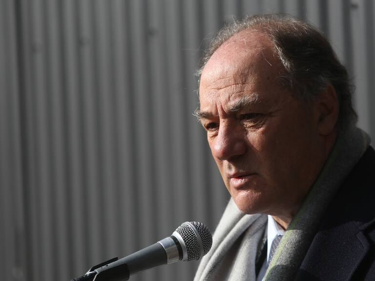 «Es lo mismo que Llaitul»: Juan Sutil critica llamado de Teillier a «defender triunfo del Apruebo» en las calles