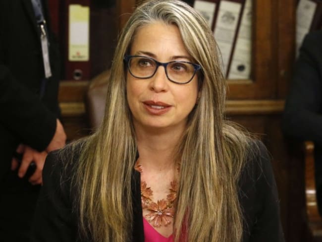 Embajadora de Estados Unidos en Chile suspende exposiciones en el Congreso tras filtración de sesión secreta en la Cámara de Diputados
