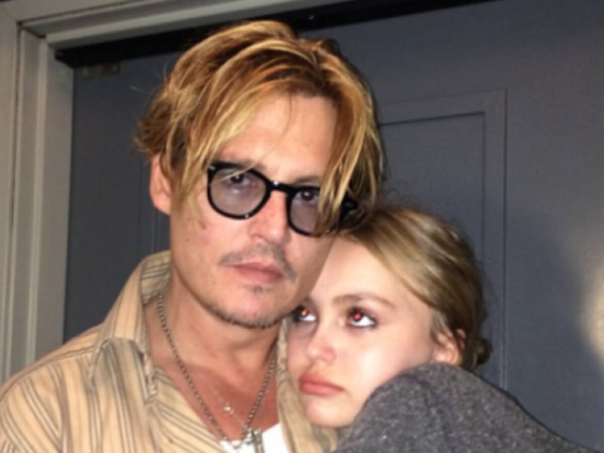 Johnny Depp reveló que le dio marihuana a su hija cuando ella tenía 13 años