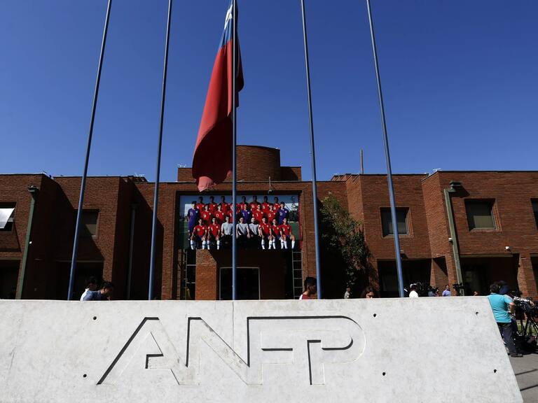 Dirección del Trabajo llegó hasta la ANFP para recabar antecedentes en el despido de once árbitros