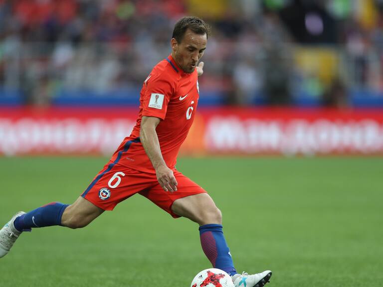 José Pedro Fuenzalida anunció su retiro de la Roja