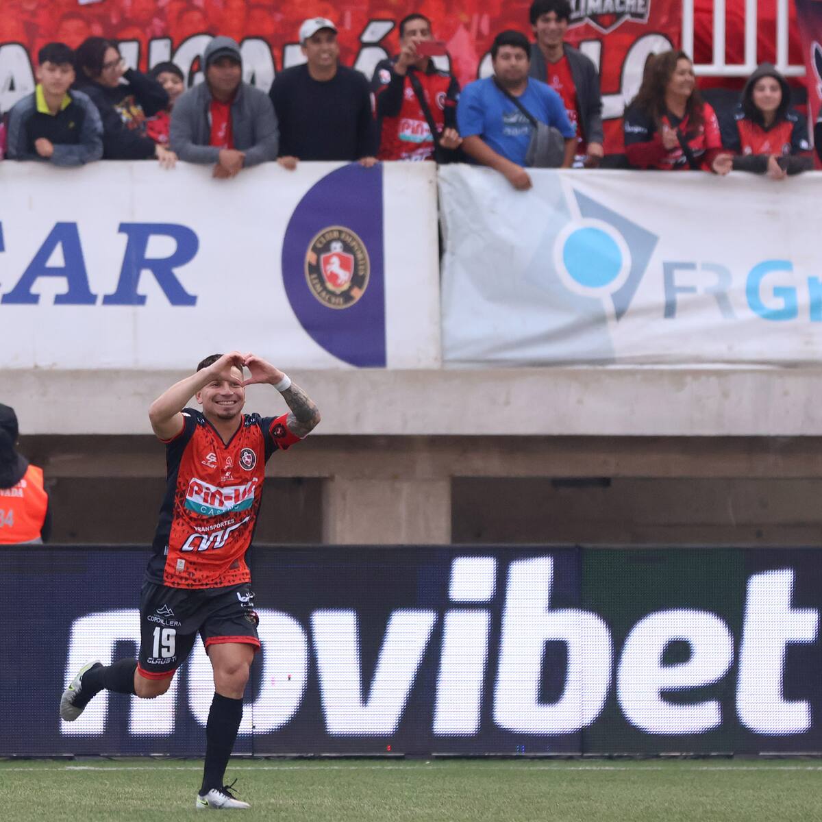 Mientras Colo Colo no se decide, “Popín” Castro aparece en el radar de otro club del fútbol chileno
