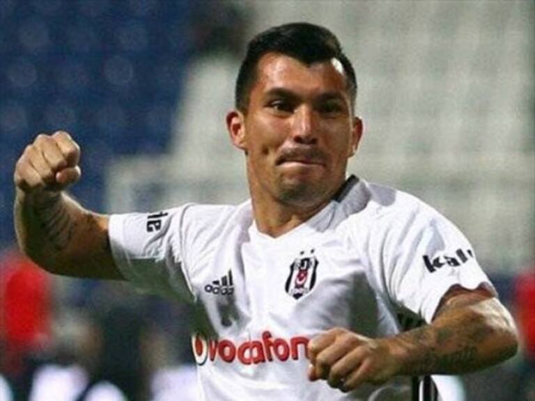 Besiktas derrotó al Leipzig en Champions con Gary Medel en cancha