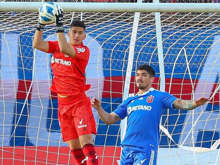Luis Casanova valoró la victoria de la U en el Clásico Universitario: «Tenemos que seguir así»