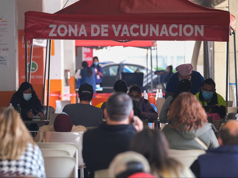 Asociación Chilena de municipalidades y falta de stock de vacunas pfizer