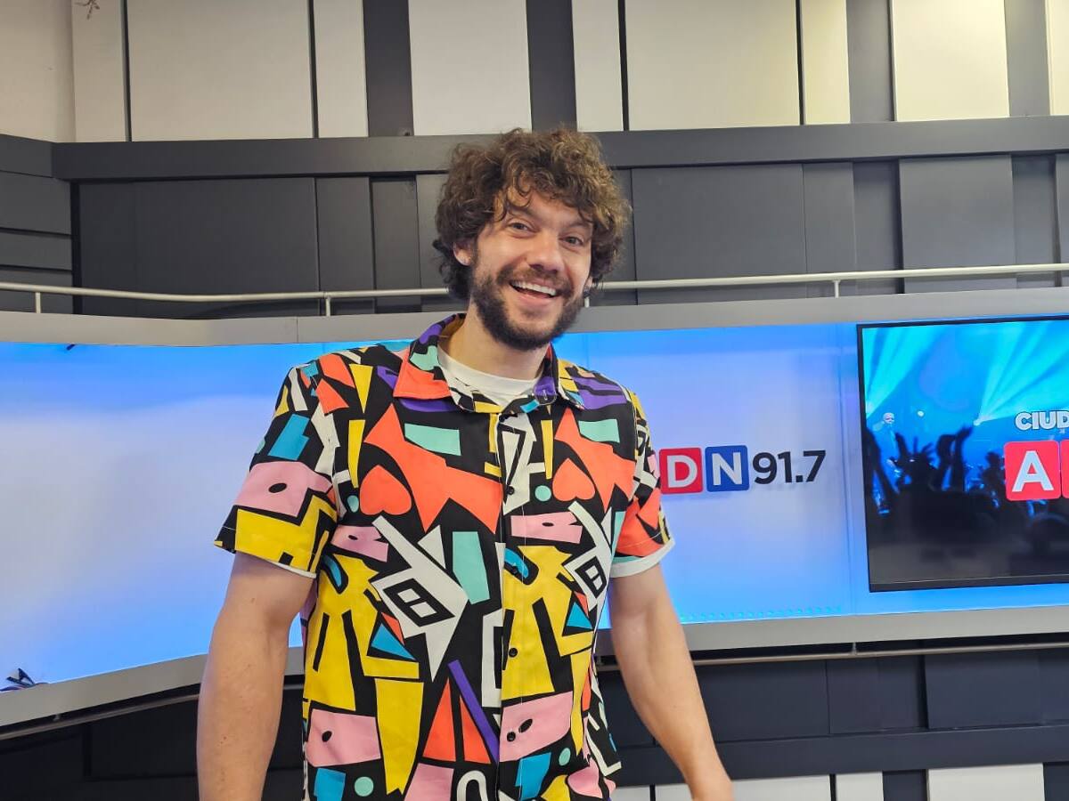 “Los chilenos son chaqueteros, pero empáticos”: el “gringo” que se enamoró de Chile y su humor
