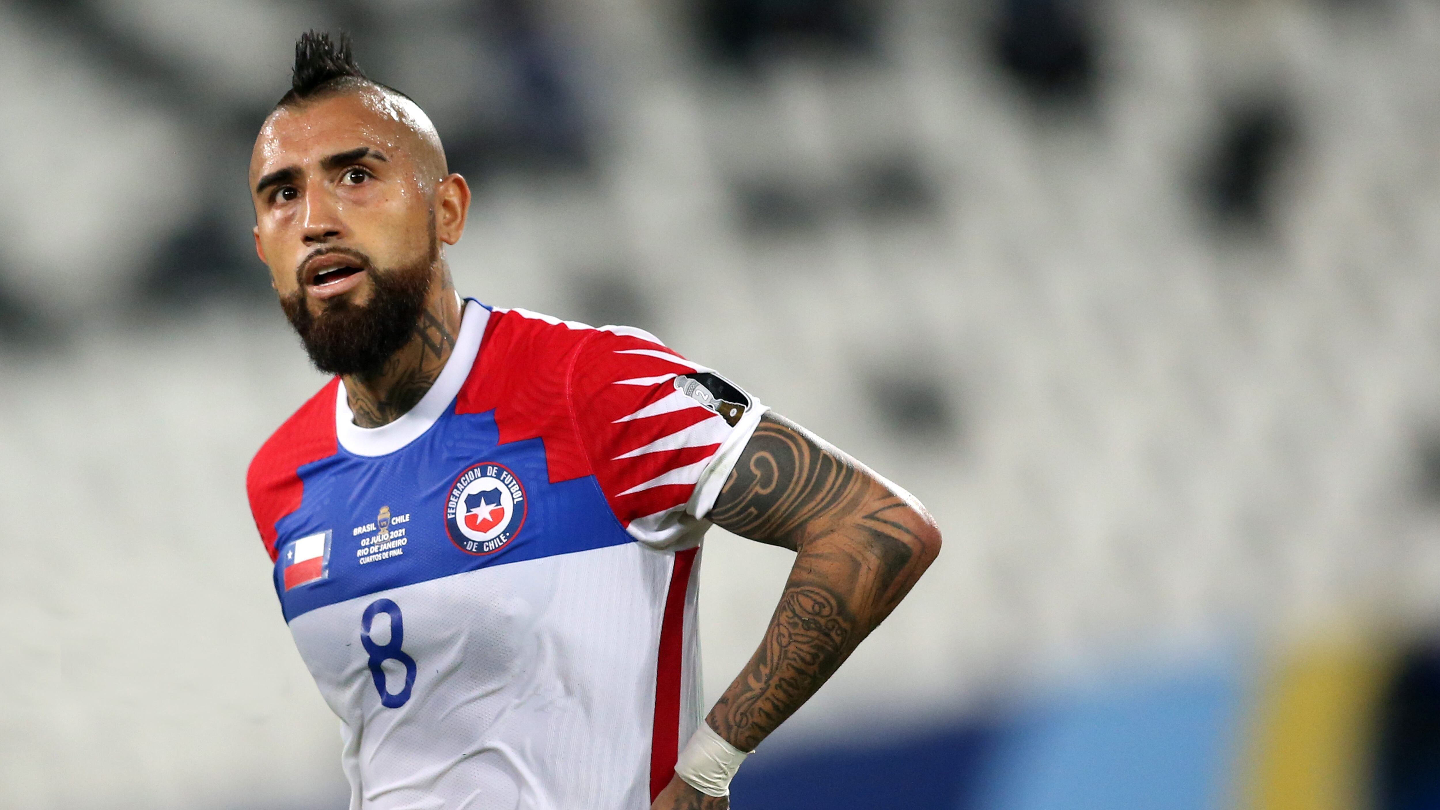 RIO DE JANEIRO, BRAZIL - JULY 02: Arturo Vidal of Chile reacts ,during the Quarterfinal match between Brazil and Chile as part of Conmebol Copa America Brazil 2021 at Estadio Olímpico Nilton Santos on July 2, 2021 in Rio de Janeiro, Brazil. (Photo by MB Media/Getty Images)