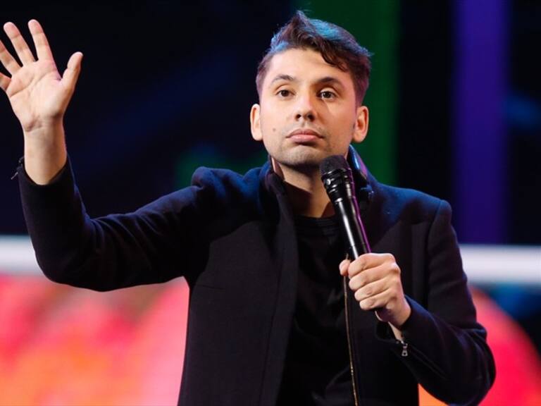 Fabrizio Copano enterneció a la web con fotografía junto a su pequeño hijo