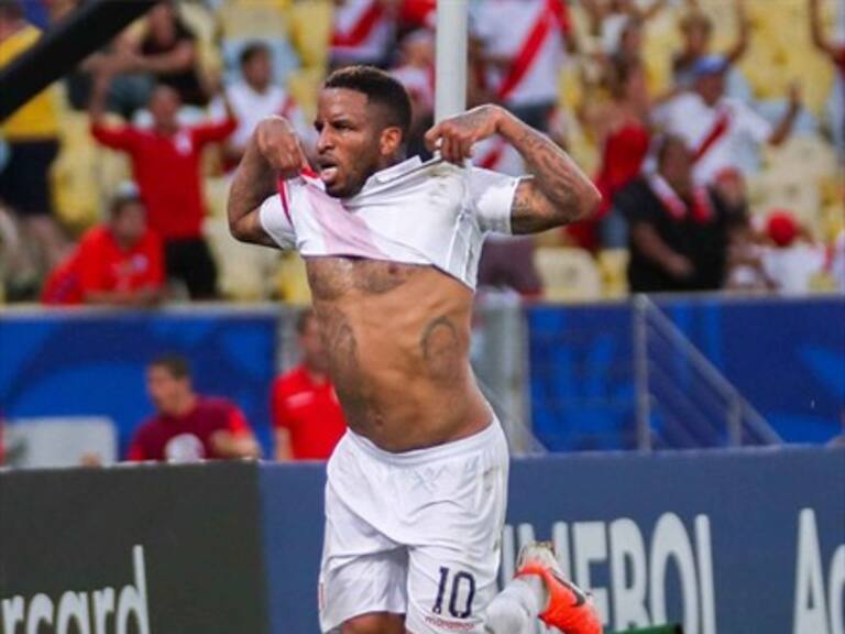 Jefferson Farfán se lesionó y no jugará el resto de la Copa América
