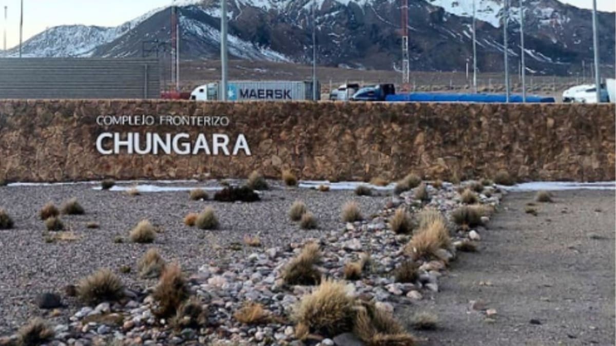 Cierran temporalmente el Complejo Fronterizo Chungará: se encuentra sin agua potable