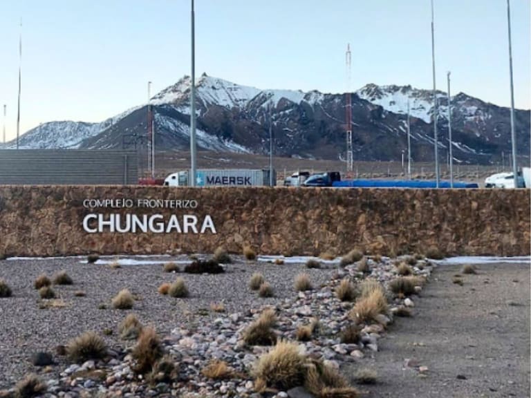 Cierran temporalmente el Complejo Fronterizo Chungará: se encuentra sin agua potable