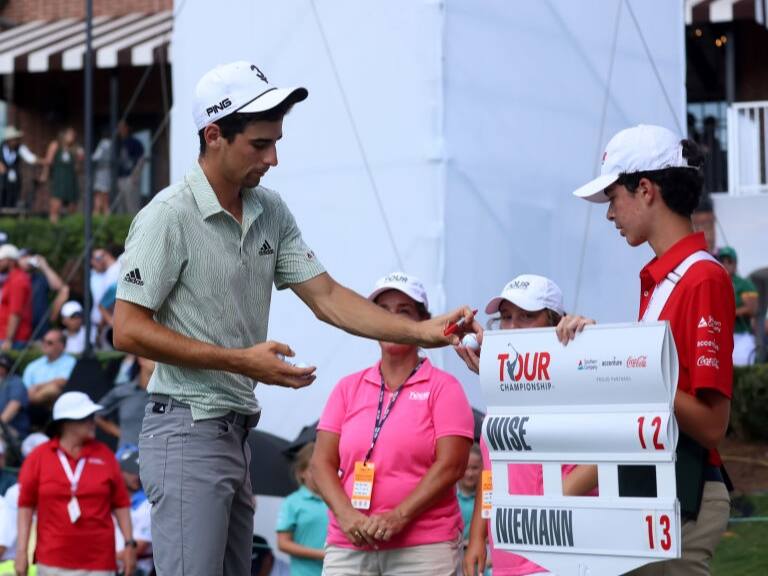 Joaquín Niemann es oficializado como nuevo jugador del LIV Golf