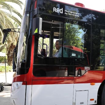Pasajero de bus del sistema Red es apuñalado durante asalto en Independencia