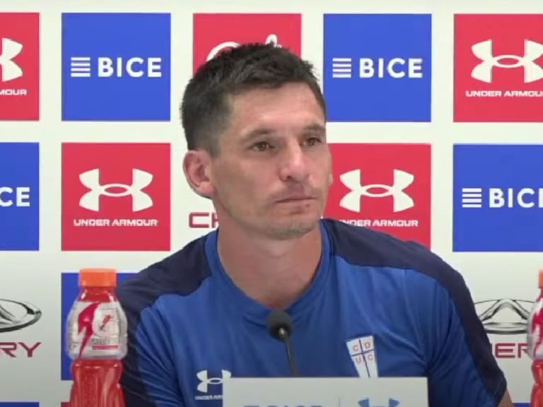 Alfonso Parot y la llegada de exjugadores de la UC a la U: "Cada uno se hace cargo de sus decisiones, solamente desearles suerte"