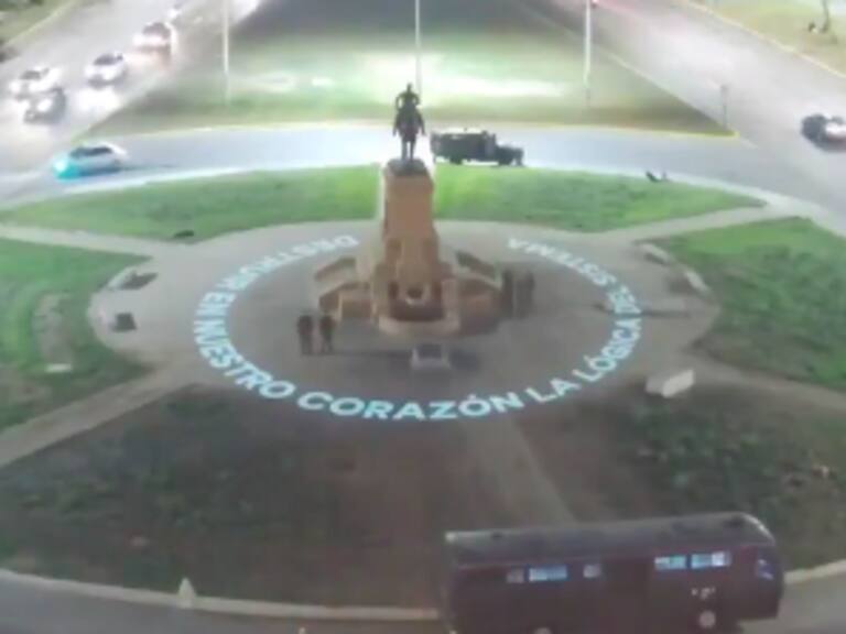 Proyección de Delight Lab en Plaza Italia