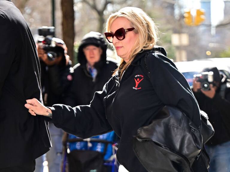 Estados Unidos: exactriz porno Stormy Daniels es interrogada en juicio contra Donald Trump