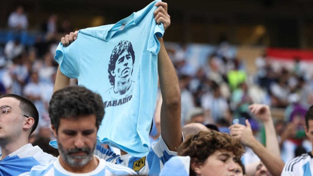 Apelando a todo: en Argentina se encomiendan a Diego Maradona para ganar el título de Qatar 2022