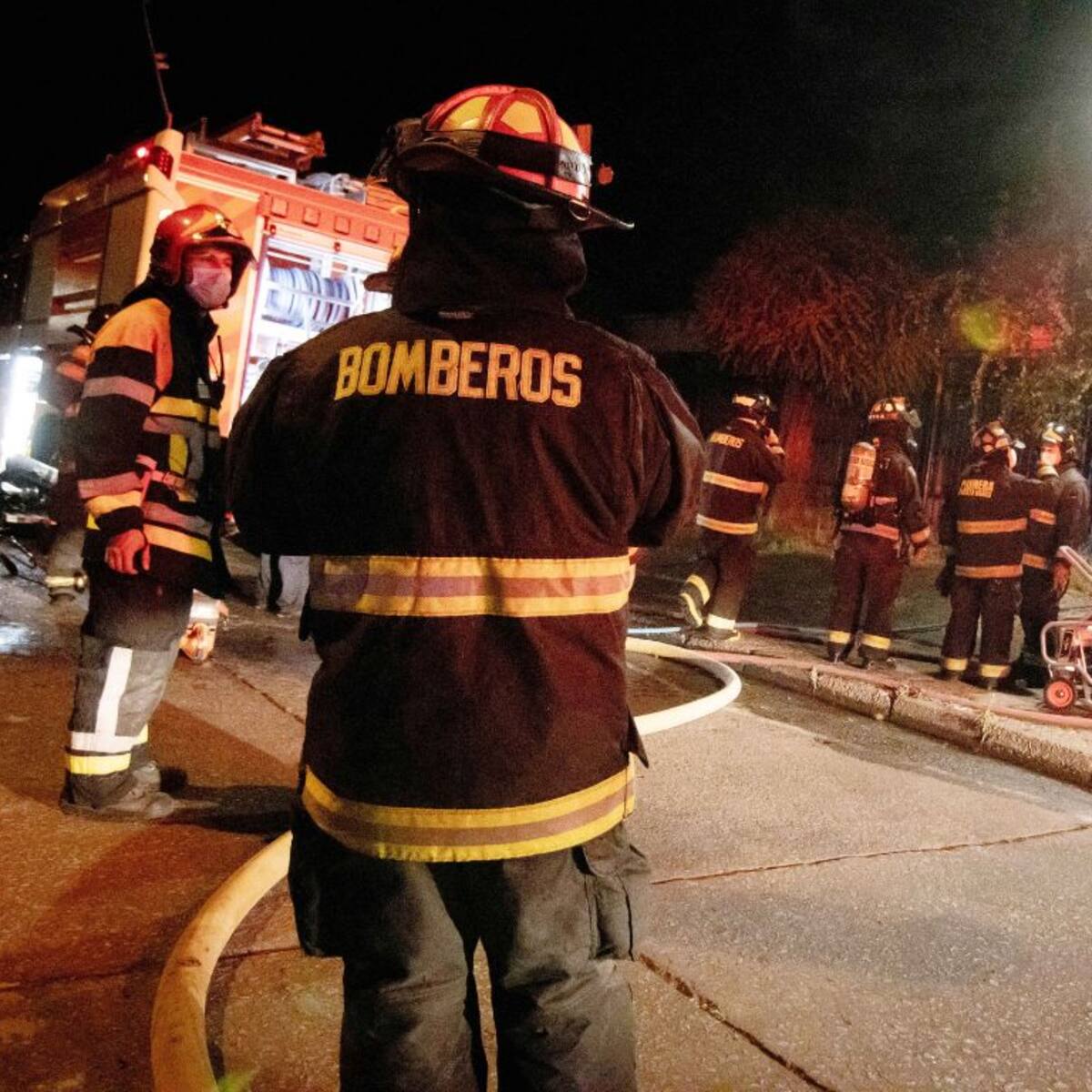 Se encontraban solos: tragedia en Recoleta deja a dos adultos mayores fallecidos tras incendio