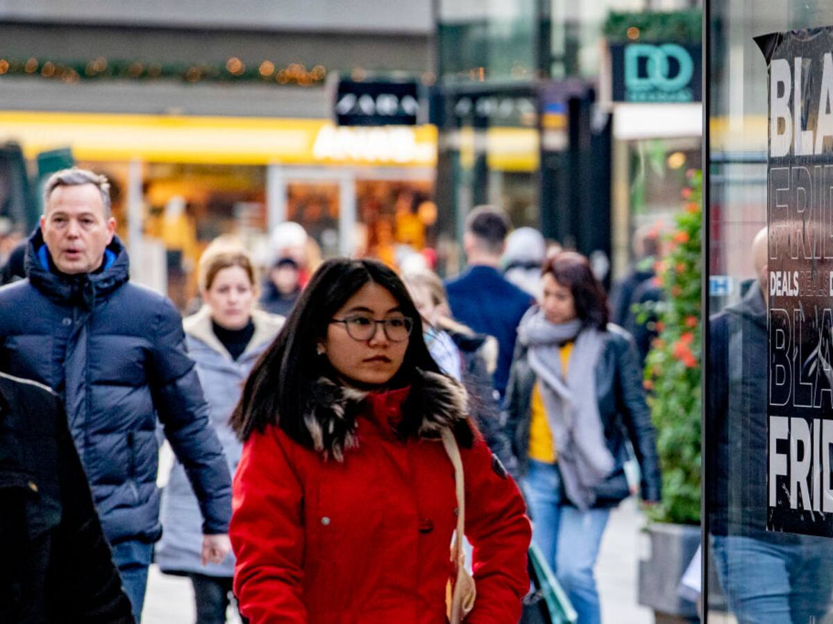 Holanda definió como obligatorio el uso de las mascarillas en los espacios públicos