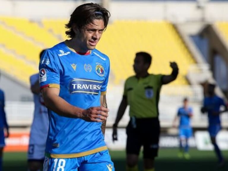 Vitamina Sánchez abogó por una oportunidad para Joaquín Montecinos en la Roja: "Creo que se lo merecía"