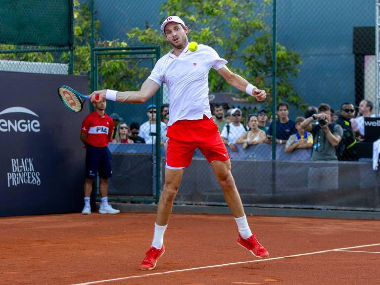 Nicolás Jarry suma su primera victoria en 2025 tras superar el debut en Río de Janeiro