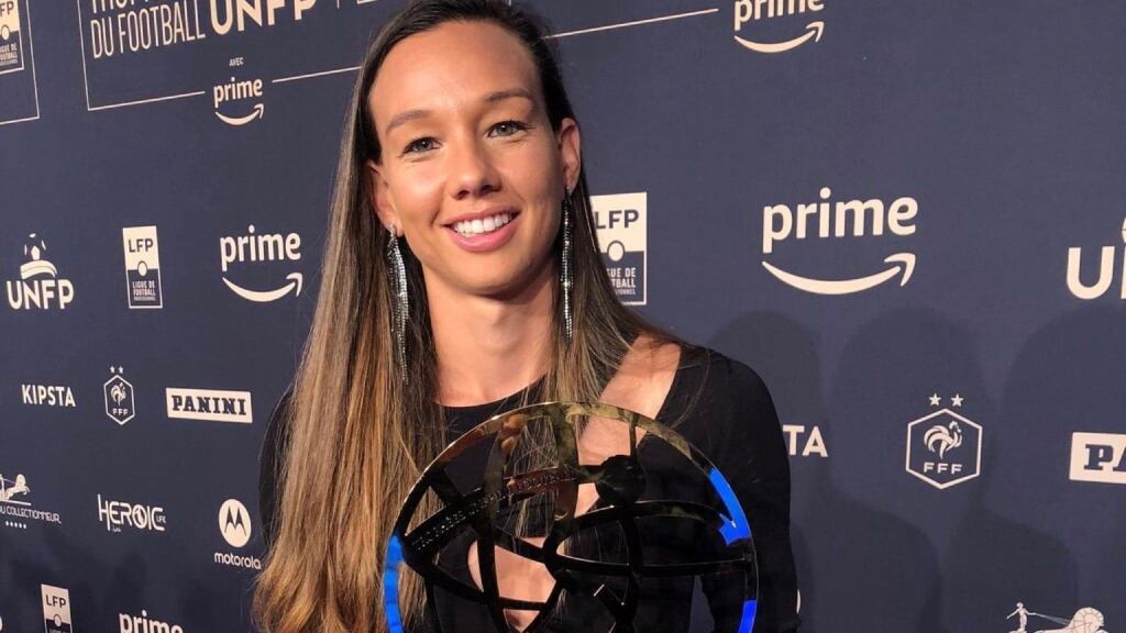 Christiane Endler gana el premio del Sindicato de Futbolistas como la mejor arquera de Francia