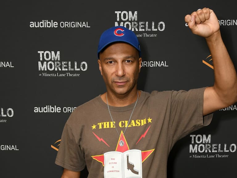 Tom Morello recordó el día que sacó su diploma en Ciencias Políticas en Harvard para callar a un «hater»