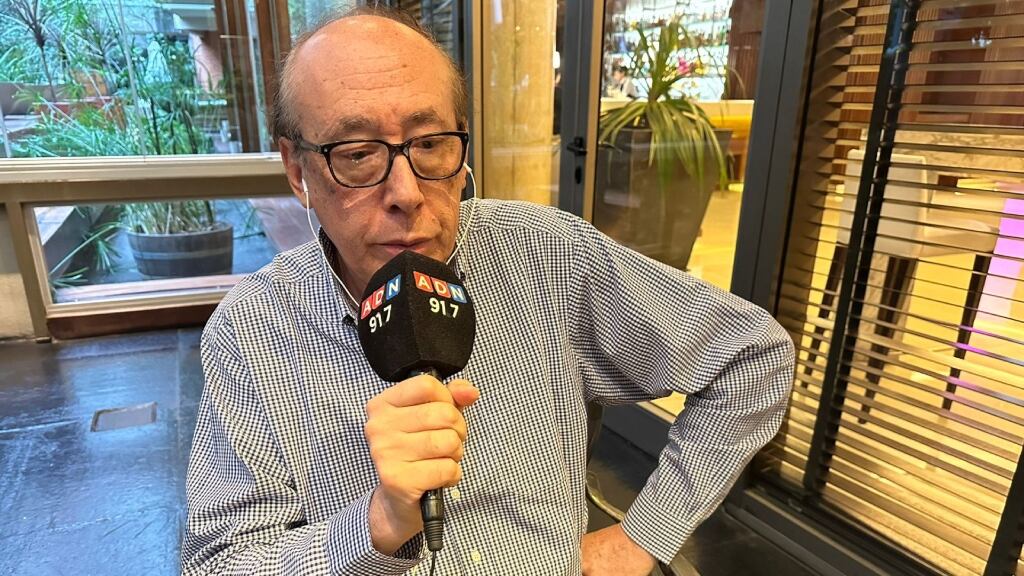 Alfredo Stöhwing reconoce interés por Pablo Parra en Colo Colo: "Ha habido acercamientos, pero no negociaciones todavía"