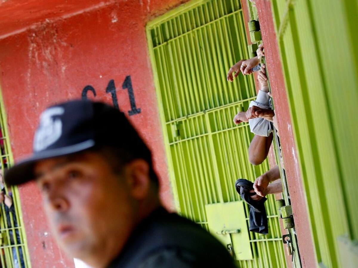 Siguen las reacciones por el proyecto de ley que conmuta las penas carcelarias a raíz del Covid-19