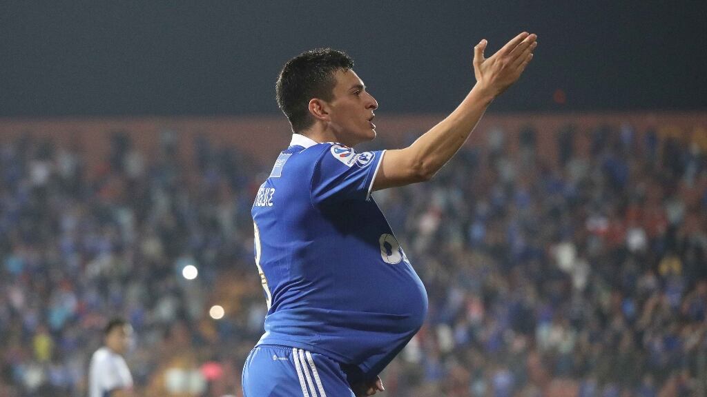 Pablo Aránguiz destaca su nivel ante Huachipato: "Es un partido que necesitaba, con goles y asistencias"