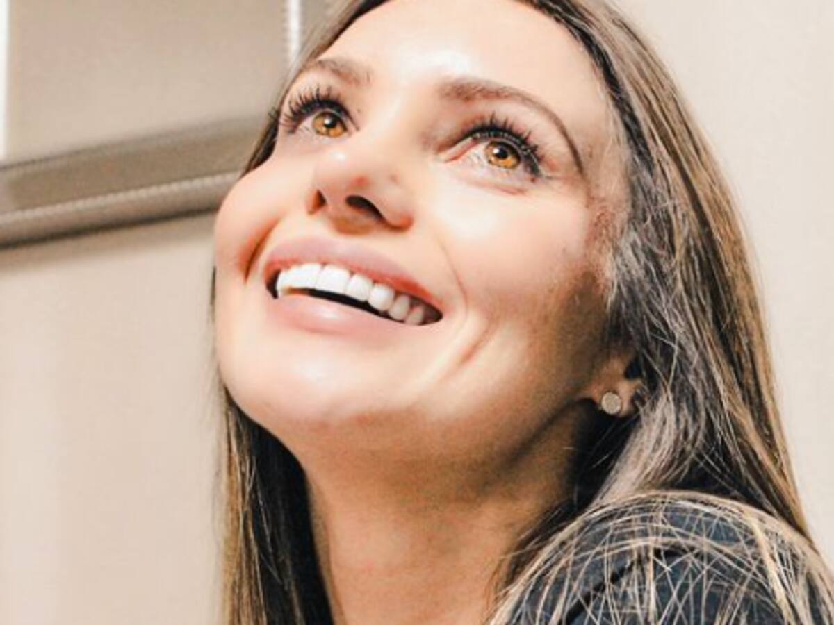 Faloon Larraguibel se lució modelando su propia línea de bikinis