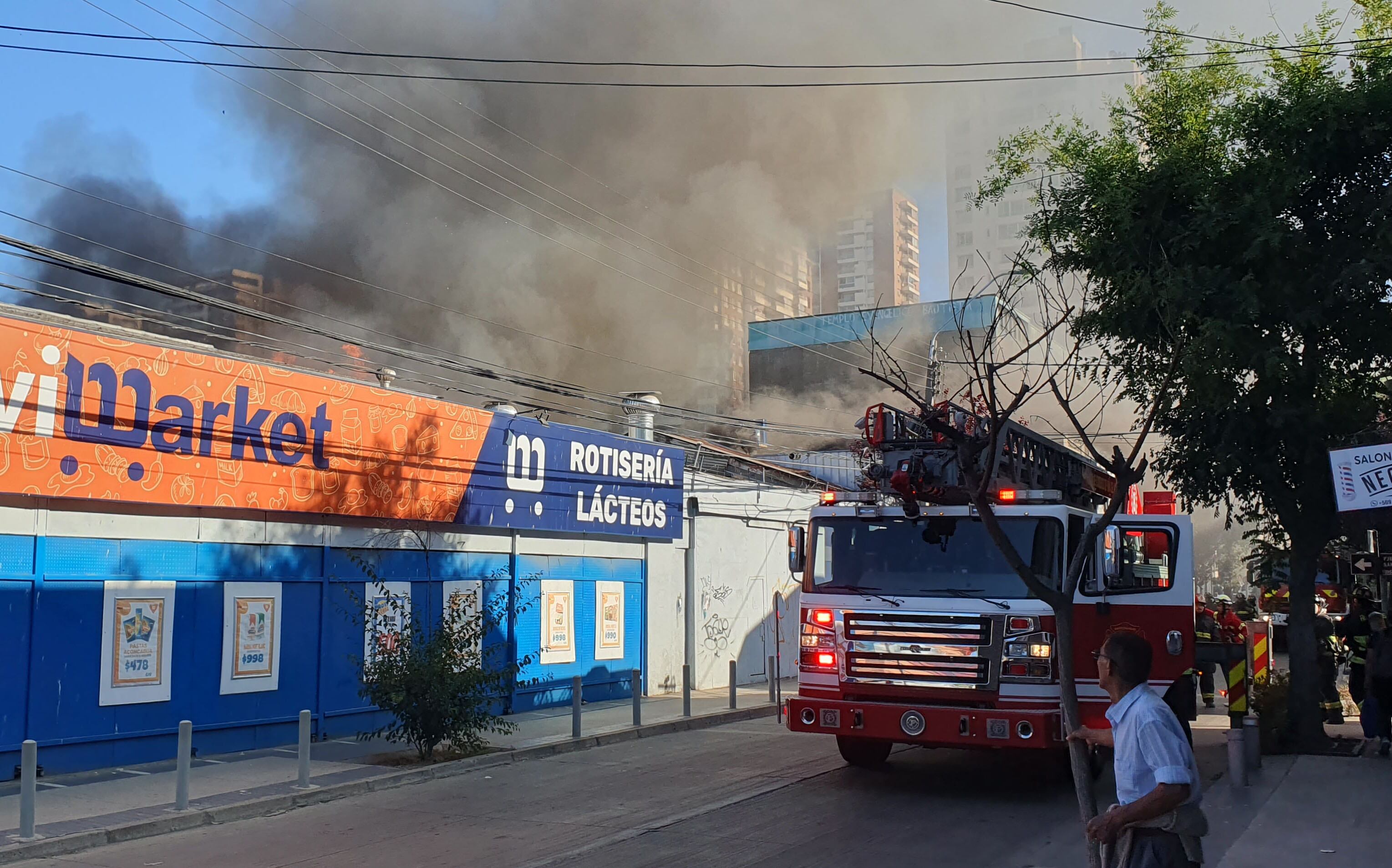 Voraz incendio en Viña del Mar | Agencia Uno