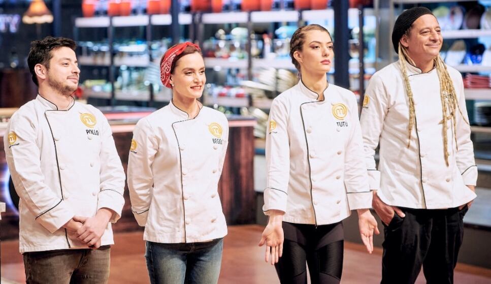 ¿Pollo Castillo o Gastón Bernardou? Redes lloran tras última eliminación en MasterChef