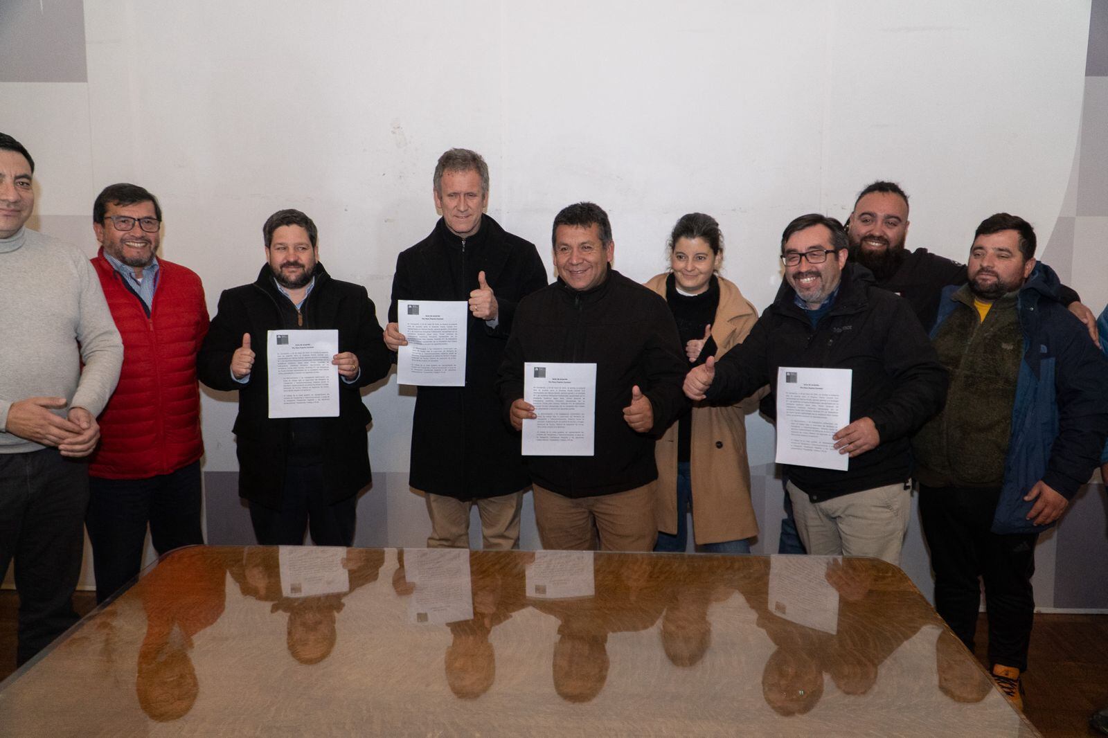 Paro en Puerto Coronel: Gobierno logra acuerdo con los trabajadores tras casi 60 días