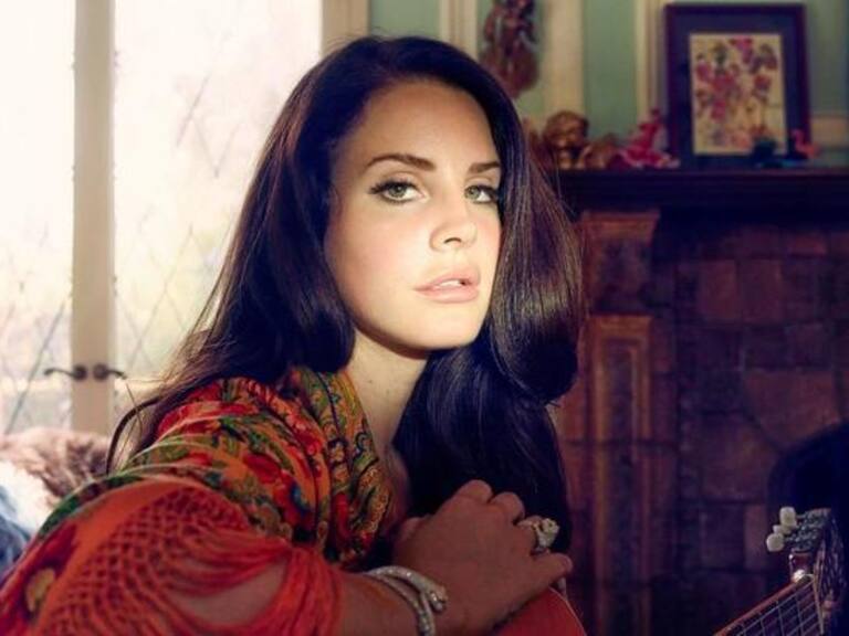 Lana del Rey insultó a fanática que la acusó de apoyar a Donald Trump en las elecciones