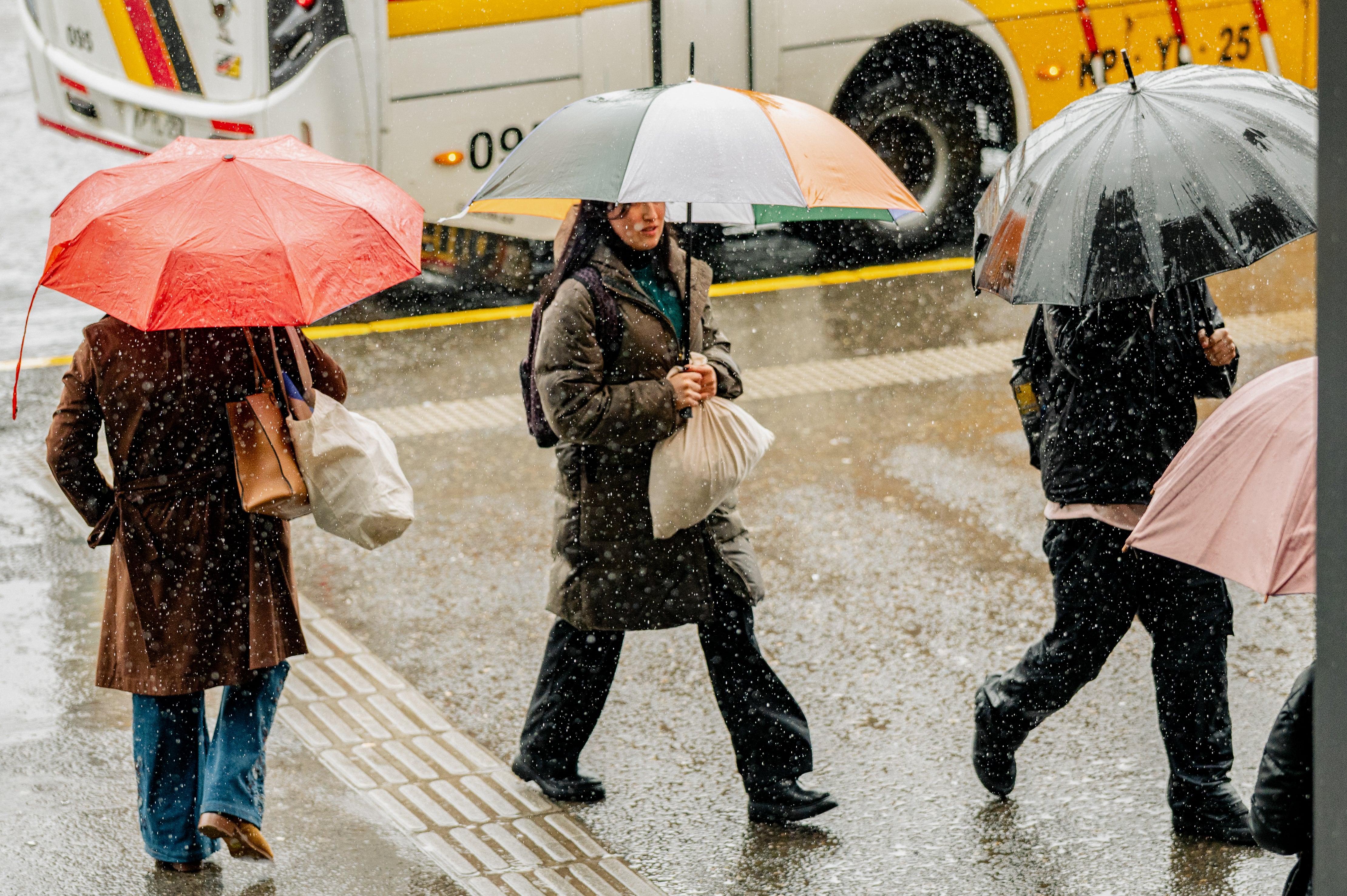 Ciclón extratropical se acerca a Chile con hasta 100 mm de lluvia: estas serán las regiones más afectadas