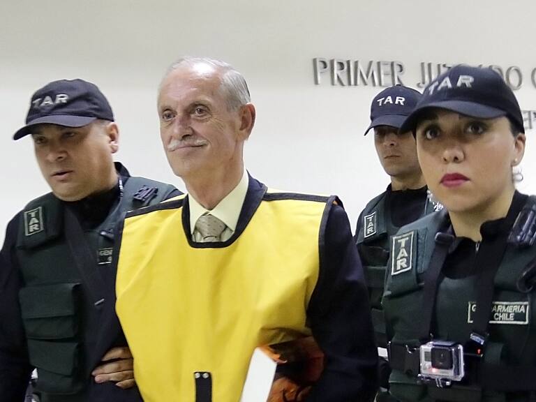 CONCEPCION, 5 de enero 2018
Miguel Krassnoff, Brigadier en retiro del Ejercito, declaro hoy en los Tribunales de Concepcion por una causa de torturas a un ex militante del MIR.
FOTO: ALEJANDRO ZOÑEZ/AGENCIA UNO