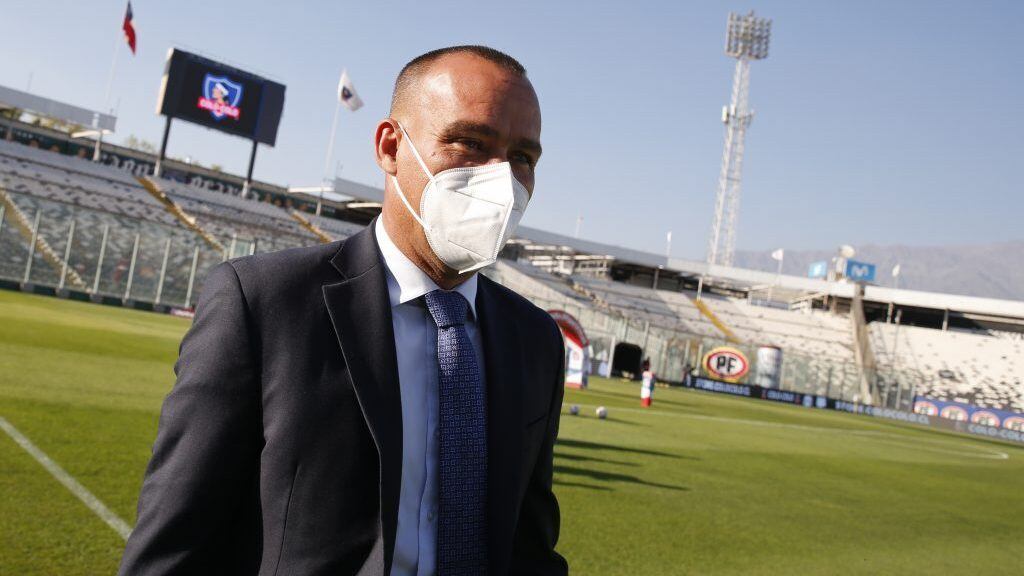 25 de Abril del 2021/SANTIAGOEl Director Tecnico de Universidad de Chile Rafael Dudamel(c) ,durante el partido valido por la quinta fecha del Campeonato Nacional AFP PlanVital 2021, entre Colo Colo vs Universidad de Chile, disputado en el Estadio Monumental.
FOTO:FRANCISCO LONGA/AGENCIAUNO