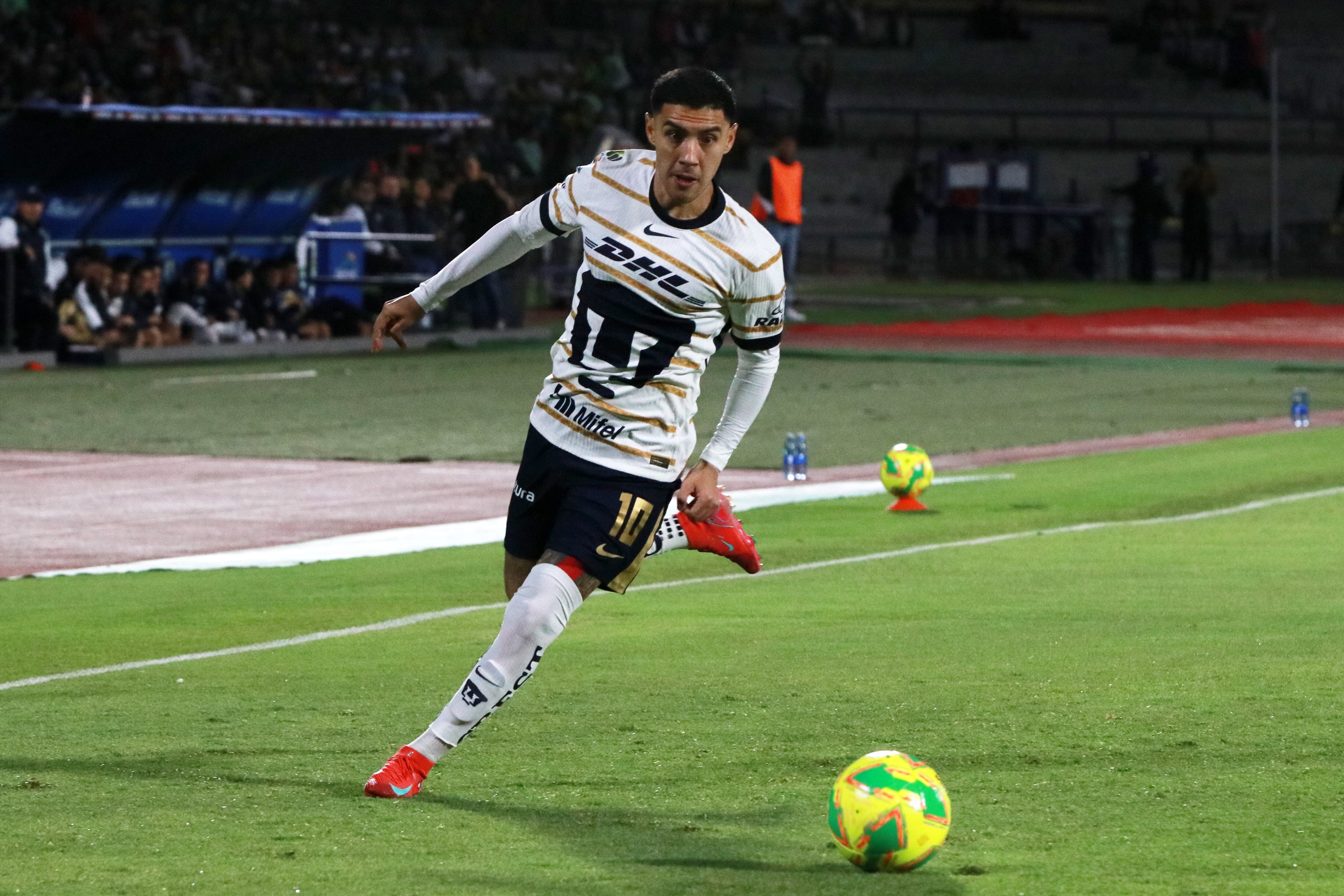 Leonardo Suárez en Pumas / Getty Images