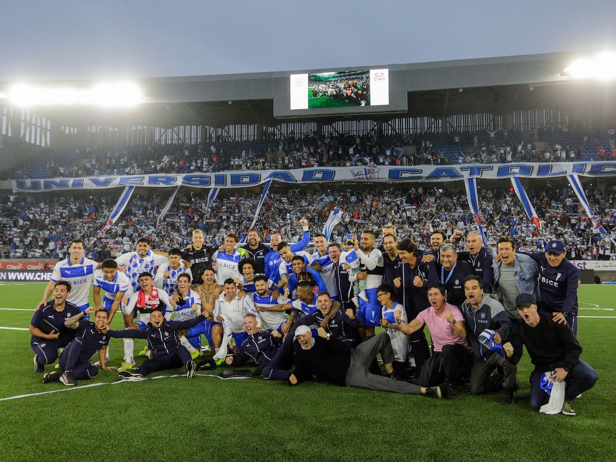 La FIFA le da una tremenda noticia a la UC por la cancha del Claro Arena