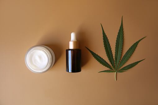 ¿Qué es el cannabidiol, el compuesto que sirve para tratar la epilepsia refractaria?