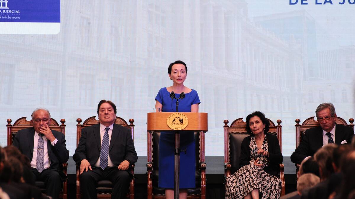 “Nos avergüenza”: Gloria Ana Chevesich admite crisis en la Corte Suprema tras polémica por caso Audio y trama bielorrusa