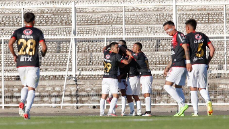Ñublense remontó el marcador ante Palestino y clasificó a la Copa Sudamericana 2022