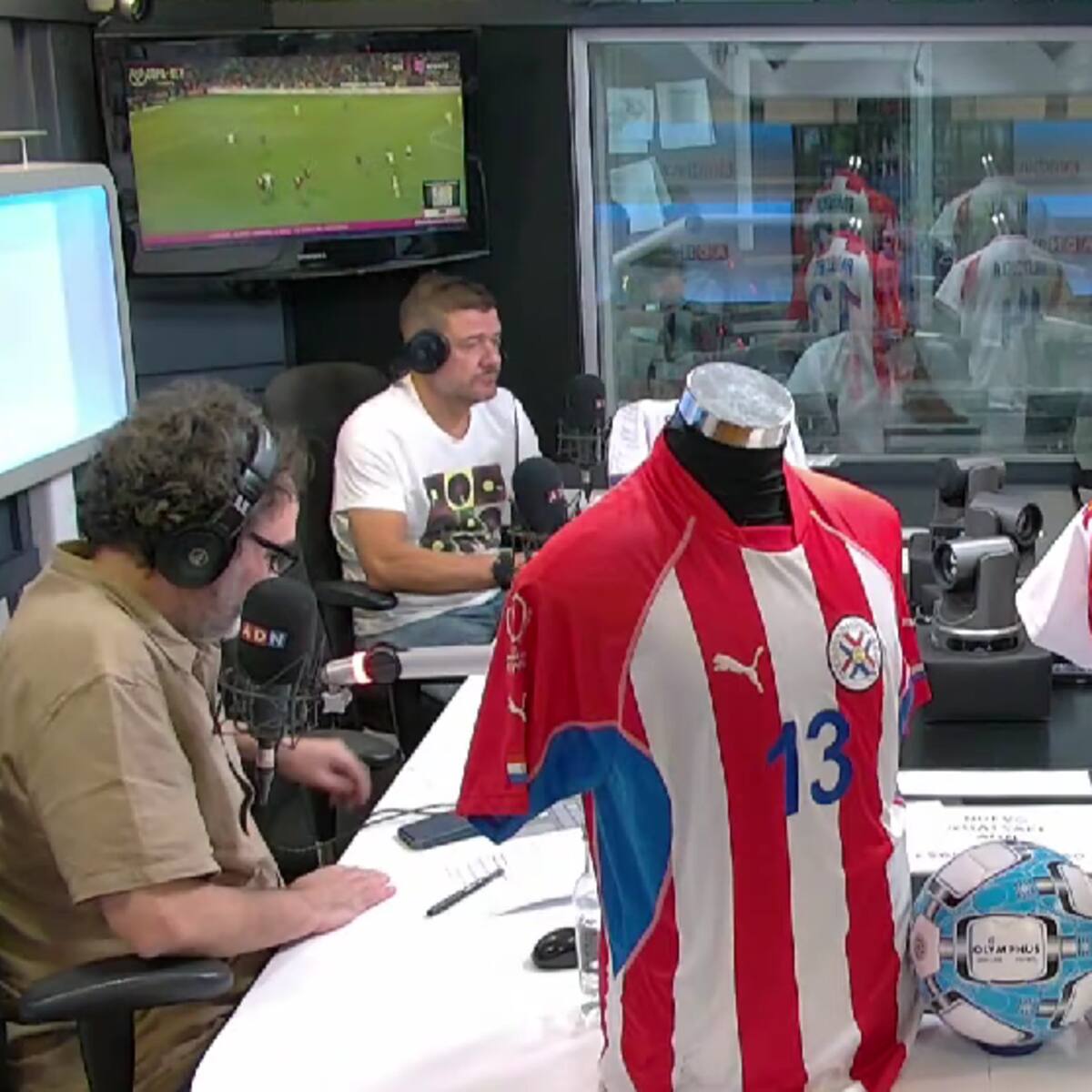 Los Tenores comentan la posible suspensión del partido entre la U de Chile y Huachipato