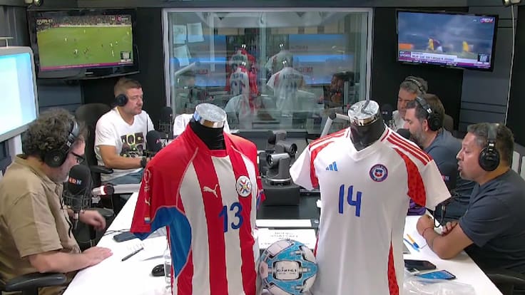 Los Tenores comentan la posible suspensión del partido entre la U de Chile y Huachipato.