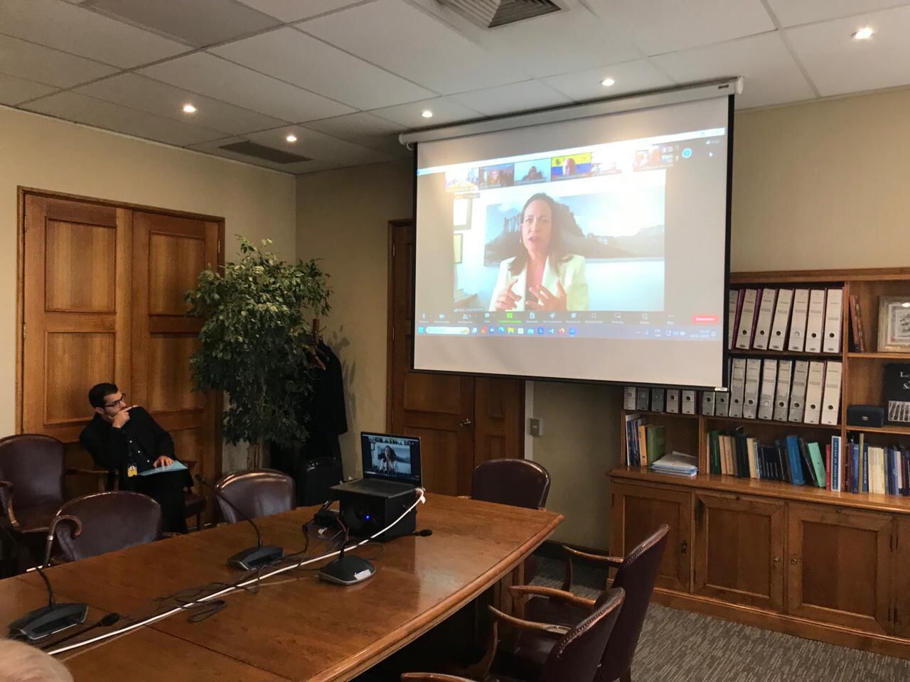 X @Insulza | María Corina Machado en comisión de Relaciones Exteriores del Senado