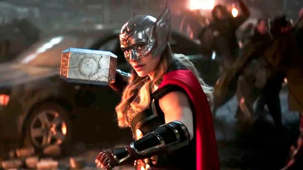 Natalie Portman - Jane Foster - Thor Love and Thunder - película - Taika Waititi