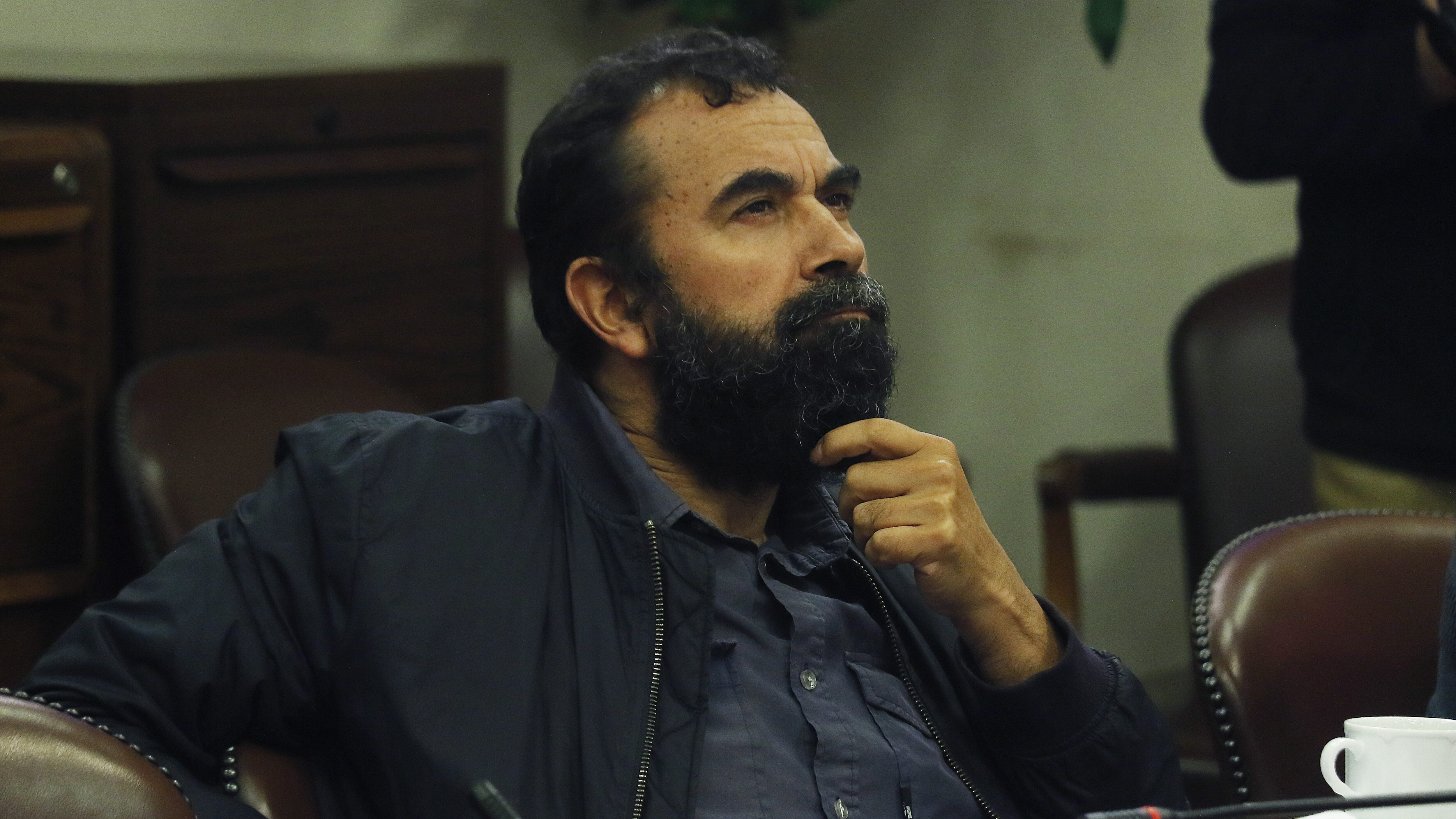 15 DE ABRIL DE 2020/VALPARAISOEl diputado Hugo Gutierrez, durante la sesion de la Comision de Constitucion de la Camara de Diputados, en donde se analiza el proyecto de reforma que modifica el Reglamento de la Cámara de Diputados para Eliminar las Votaciones Secretas.
FOTO: LEONARDO RUBILAR CHANDIA/AGENCIAUNO
